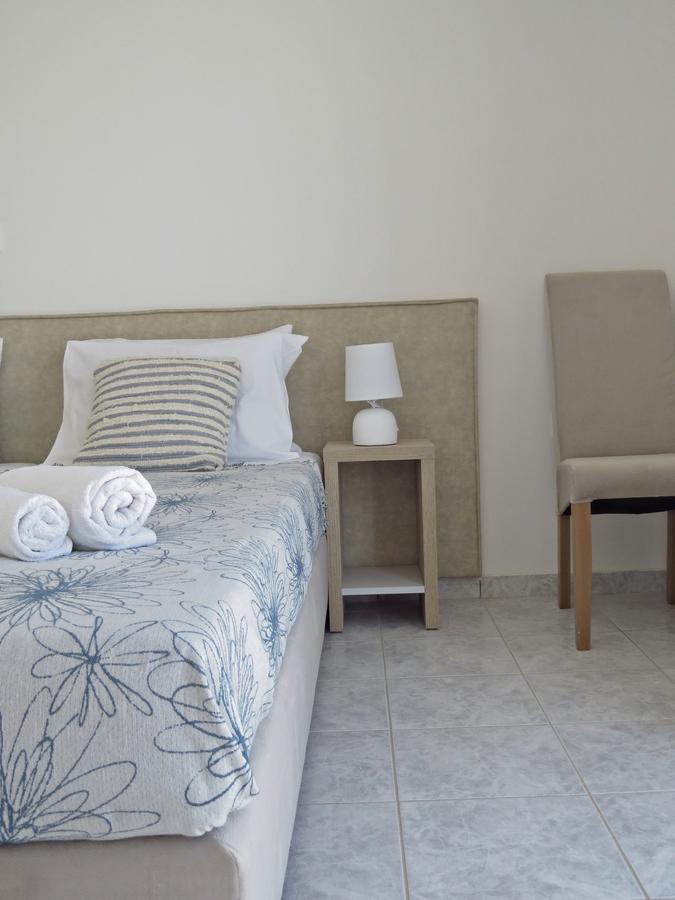 Loukas Beach Rooms Kiotari Extérieur photo
